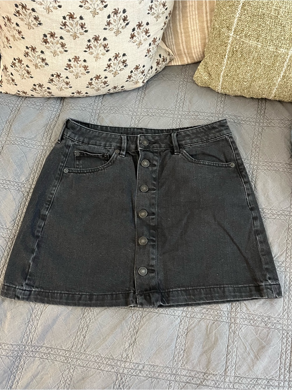 Classic Black Button-Front Denim Skirt